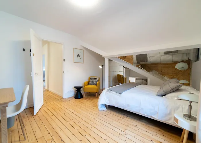 Finestate Coliving Dupleix Vendégház *