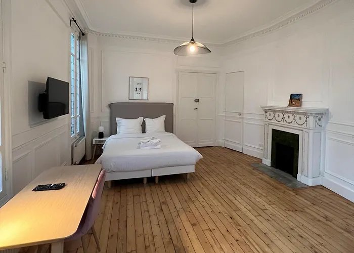 Finestate Coliving Dupleix Vendégház *